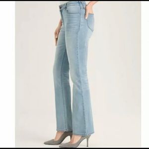 Chico's Denim Bootcut Jean 4R/20R Superior Wash